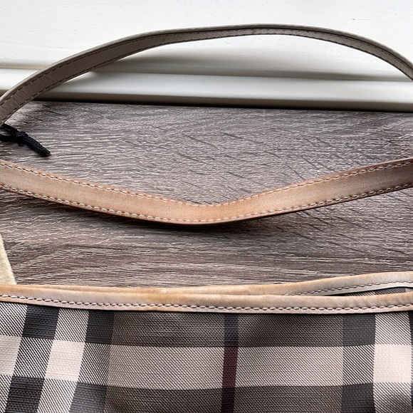 BURBERRY *Rare* Smoked Check Canterbury Tote Handbag - Picture 6 of 10